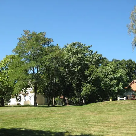 Charming With Swimming Pool In Espinasse-vozelle Espinasse-Vozelle