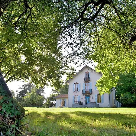 Nyaraló Charming With Swimming Pool In Espinasse-vozelle *